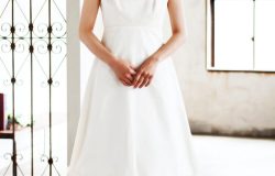 ウェディングドレスのシルエット